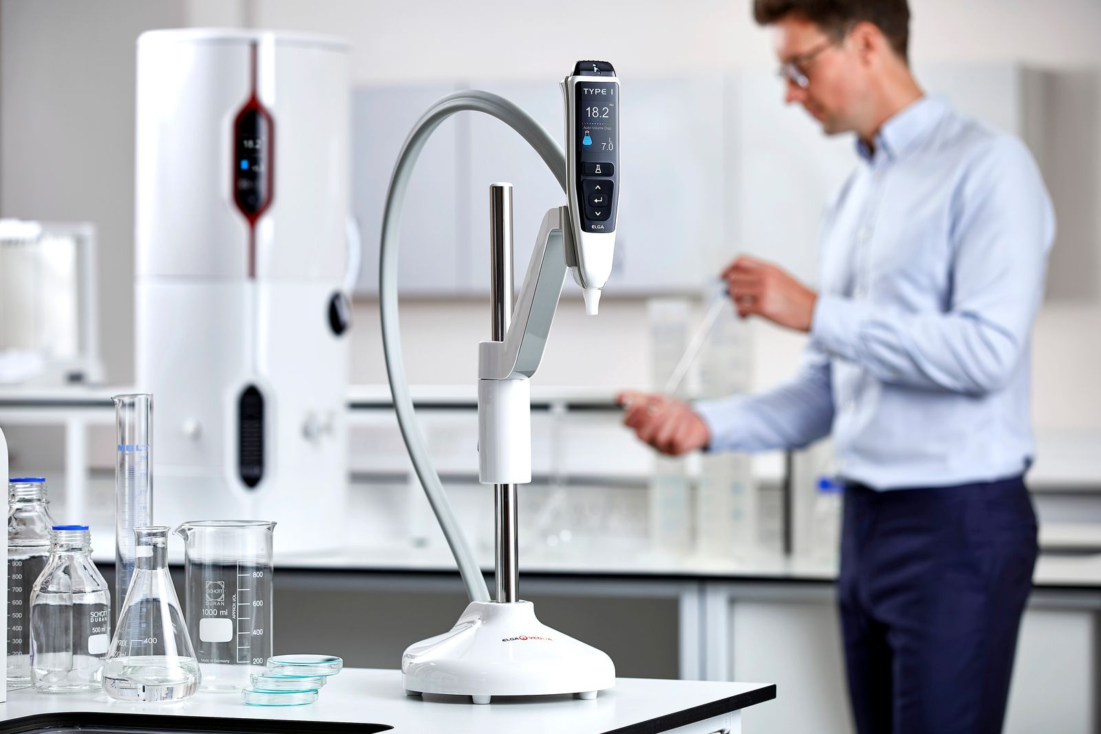 Purelab-dispenser van Veolia voor (ultra)zuiver water